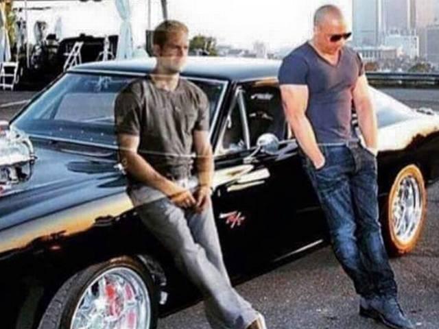 दिवंगत अभिनेता पॉल वाकर के 'भूत' की तस्वीर इंटरनेट पर वायरल Paul Walker’s ‘ghost’ photo goes viral