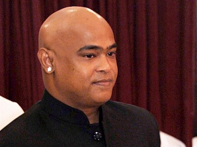 अपमानजक ट्वीट के लिए कांबली ने माफी मांगी Vinod Kambli’s handle tweets abuses, but apology lands him in bigger mess