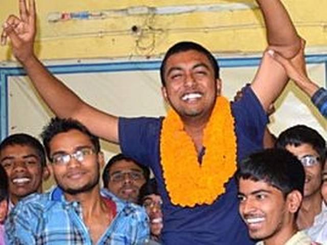 बिहार: जापान में पढ़ेगा जेनरेटर ऑपरेटर का बेटा bihar_student_abhishek gupta