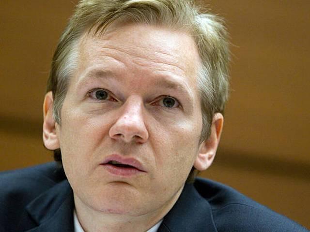 जुलियन असांजे लंदन में पूछताछ के लिए सहमत: वकील Julian Assange agrees to meet with Swedish prosecutors in UK