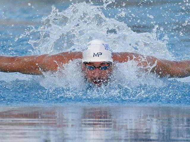 वापसी के बाद फेल्प्स की पहली जीत Michael Phelps returns