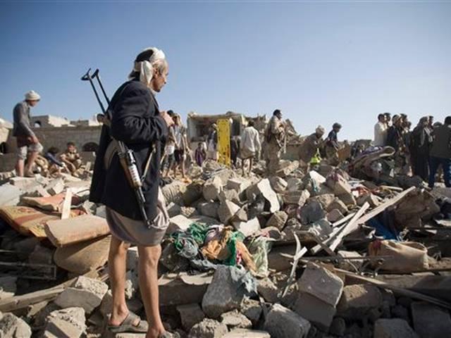 यमन में हवाई हमले, झड़प में कम से कम 76 लोगों की मौत yemen air strike and clashes kills 76