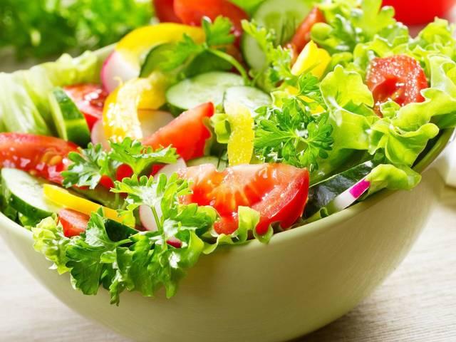 HEALTH TIP: डाइटीशियन की सलाह- गर्मियों में ये खाएं Healthy Summer Foods