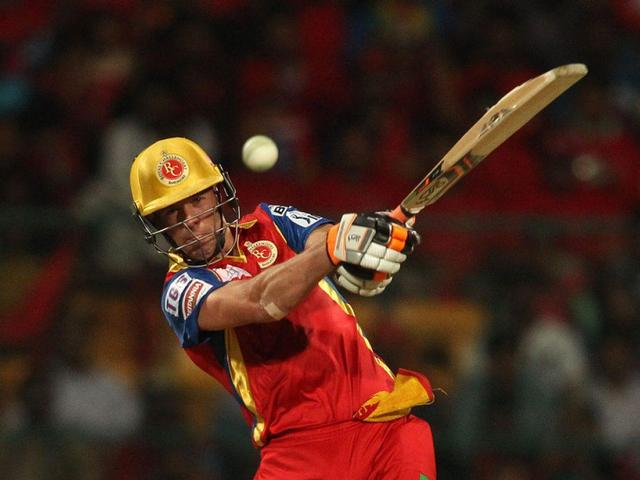IPL 8: 11 गेंदों पर 41 रन बनाकर ऐसे खेले डीविलियर्स Royal Challengers Bangalore_Mumbai Indians_Ab De Villiers_