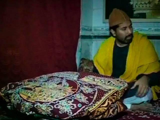 ख्वाजा ग़रीब नवाज़ के मुरीद हुए ओबामा, चादर चढ़वाने वाले पहले अमेरिकी राष्ट्रपति बने Obama sends Holy Cloth for offering at Ajmer Sharif