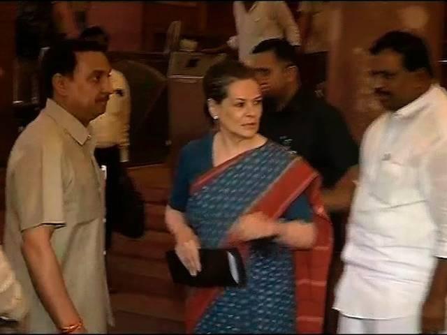 राहुल ने अच्छा भाषण दिया, मुझे उन पूरा भरोसा है: सोनिया गांधी sonia praise rahul gandhi