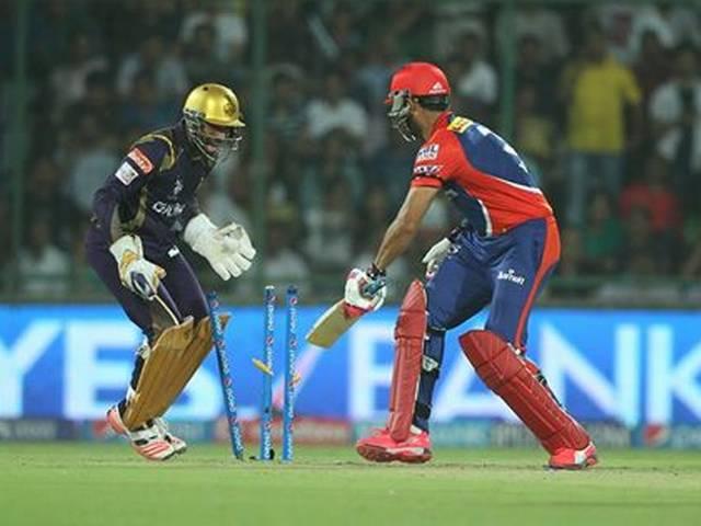 IPL 8: युवराज ने खुद मारी अपने पैर पर कुल्हाड़ी Yuvraj Singh_Delhi Daredevils_Piyush Chawla_Robin Uthappa_Kolkata Knight Riders_