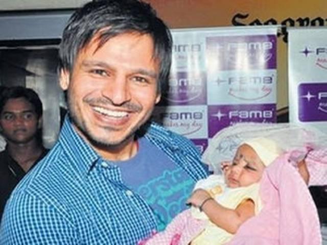 अक्षय तृतीया के दिन विवेक ओबराय बने बेटी के पिता Vivek Oberoi blessed with a baby girl