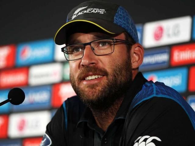 अश्विन एक स्पेशल बॉलर हैं: विटोरी daniel vettori_R ASHWIN