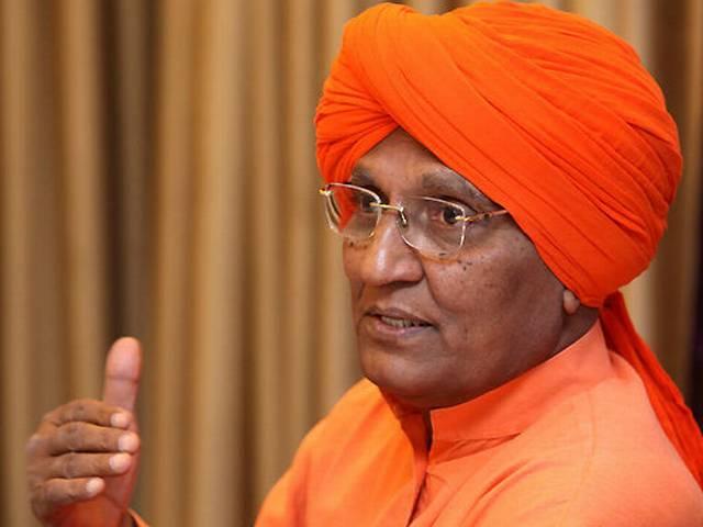 स्वामी अग्निवेश का सर कलम करने पर हिन्दू महासभा ने रखा 5 लाख का इनाम Swami Agnivesh