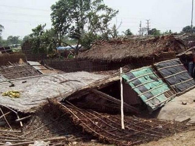 पूर्णिया में चक्रवाती तूफान से 54 लोगों की मौत, आज गृहमंत्री का दौरा Cyclonic storm kills 54 in Bihar, Purnia worst hit