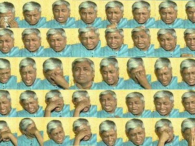 #AshuCries: टीवी शो पर रोए आशुतोष लोगों ने कहा, 'बेस्ट एक्टर का अवॉर्ड मिलना चाहिए' #AshuCries on twitter