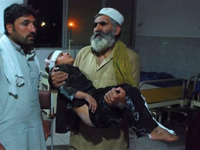 पाकिस्तान में भारी बारिश, तूफान में 44 की मौत 44 people dead in pakistan due to heavy rains