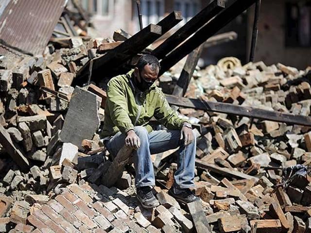नेपाल में मरने वालों की संख्या 10,000 तक पहुंच सकती है: PM कोईराला Nepal Earthquake Toll Could Reach 10,000: PM Sushil Koirala