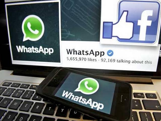 भूकंप: WhatsApp पर अफवाह फैला रहा था विधायक, केस दर्ज Ex-MLA booked on charge of spreading rumour on quake