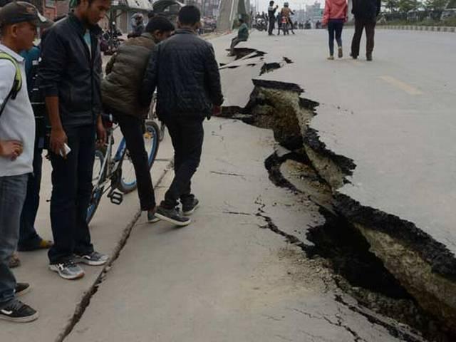 वैज्ञानिकों की चेतवानी, आने वाले हफ्तों, महीनों में हो सकता है नेपाल में भूस्खलन Earthquake: Nepal at high risk of landslides in coming weeks