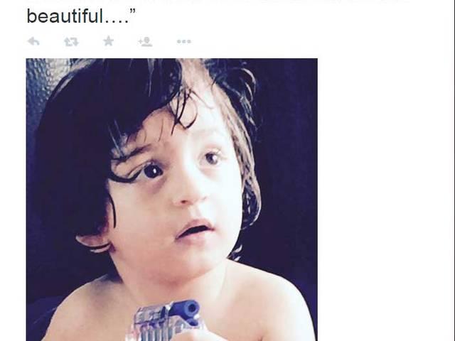 लिल अबराम ने दी सुपरस्टार डैड शाहरूख खान को बड़ी सीख! AbRam teaches Papa Shah Rukh Khan a good lesson