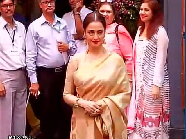 ABP LIVE: शशि कपूर को मिला दादा साहब फाल्के अवार्ड abp_live