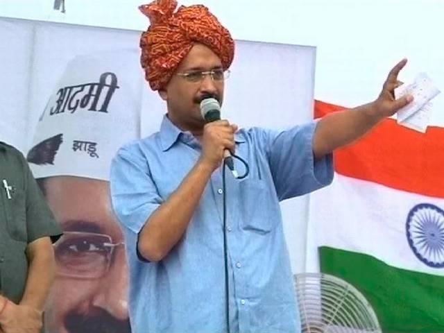 मीडिया को जेल भेजने की धमकी के विवाद के बीच केजरीवाल ने कहा- आप की लोकप्रियता बढ़ी, अभी चुनाव हुए तो मिलेंगे 72 फीसदी वोट kejriwal_criticizes_media
