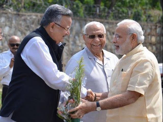पीएम की बुलेटप्रूफ गाड़ियां नहीं भेजने पर पार्सल सुपरवाइजर सस्पेंड pm_bulletproof_cars_supervisor_suspend