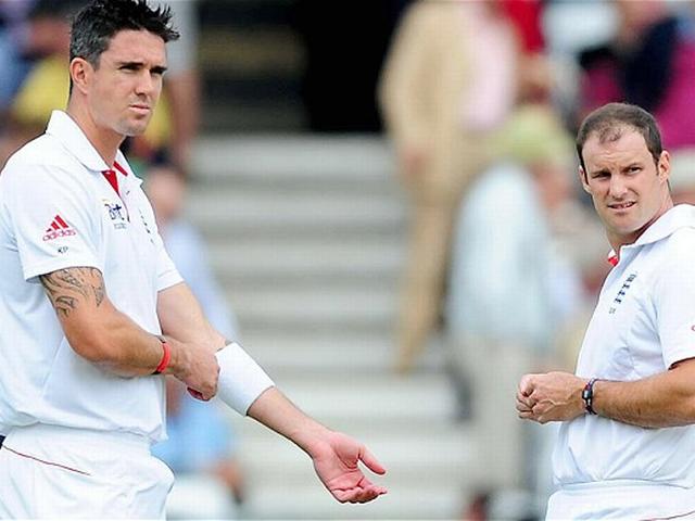 'दोस्त' स्ट्रॉस ने पीटरसन की वापसी की उम्मीदों को दिया तगड़ा झटका Kevin Pietersen will not play for England this summer
