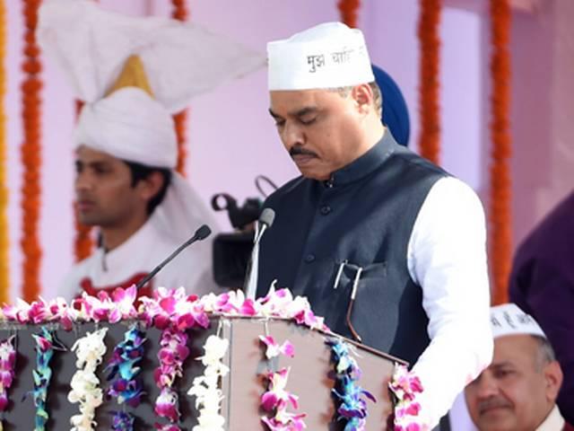 फर्जी डिग्री: तोमर ने किया दावा, निर्दोष साबित करने के लिए ठोस सबूत Have solid evidence to prove innocence, claims Tomar