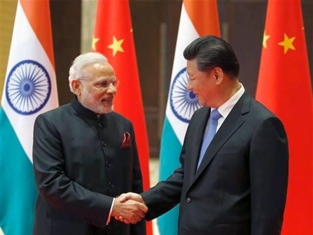 चीन के साथ मोदी ने सीमा पर शांति और आतंकवाद का मुद्दा उठाया Modi visits Xi’an City Wall_takeup_border_issue