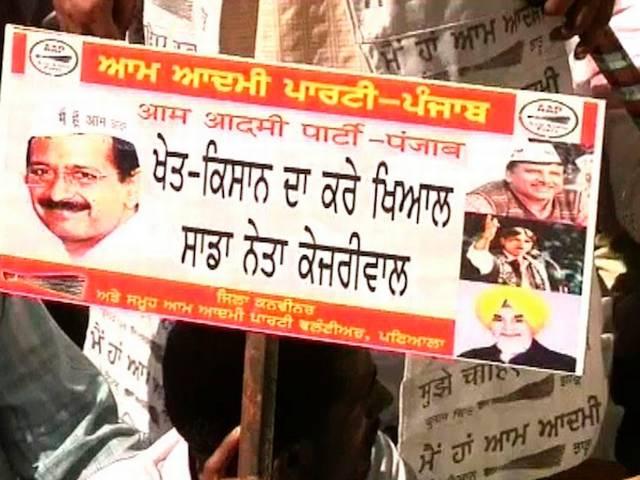 केजरीवाल की तस्वीरों वाले विज्ञापन हटाएगी दिल्ली सरकार delhi government is to remove print ads which has kejriwal in it