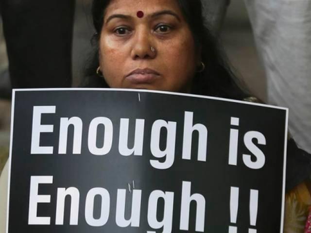 अहमदाबाद: महिला ने 11 लोगों के खिलाफ रेप, वसूली की शिकायत की ahmadabad: women alleges 11 people of rape and extortion