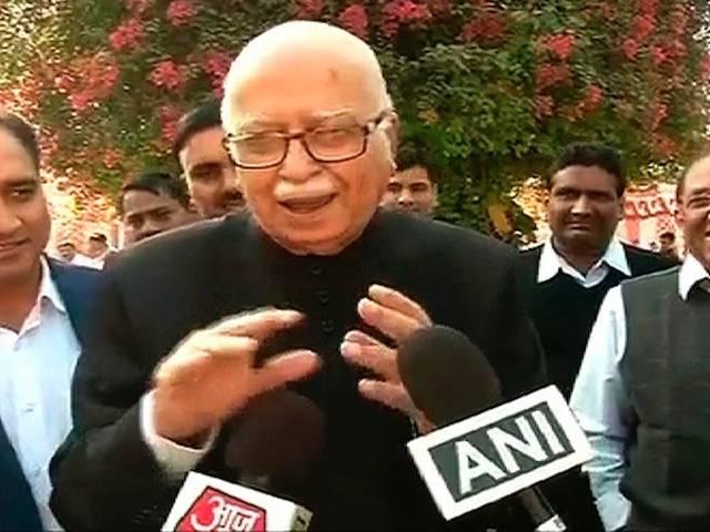 जेल में ट्रांजिस्टर पर गाने सुनकर समय बिताता था: आडवाणी lal krishna advani