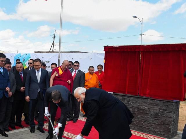 मोदी का मंगोलिया का दौरा- भारत ने क्या-क्या दिया Ulaanbaatar_Prime Minister_Narendra Modi_Mongolia