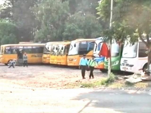 चंडीगढ़: स्कूल बस हड़ताल से 50 हज़ार बच्चे परेशान chandigarh_school_bus_strike