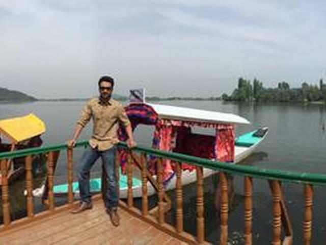 कश्मीर में पुनर्जीवित हो रहा पर्यटन : राज्य सरकार Kashmir Tourism_