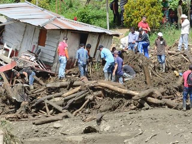 कोलंबिया में बाढ़, भूस्खलन से दर्जनों घर बहे : 47 की मौत Flood, mudslide sweep away homes in Colombia, killing 47