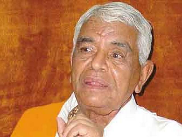 रुसी महिला ने BJP नेता से पूछा कैसे पहनते हैं धोती? नेता बोले- धोती खोलकर कैसे बताएं? ‘Told Russian woman I can show how to remove dhoti’