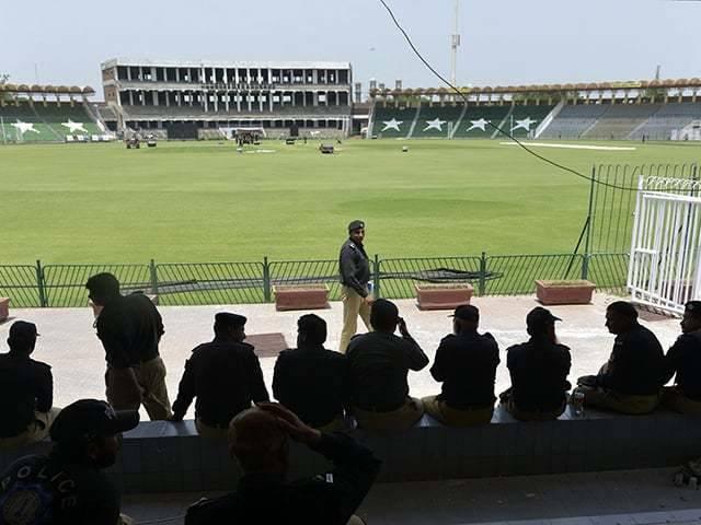 छह साल बाद पाकिस्तान पहुंची आईसीसी टीम, कड़ी सुरक्षा के बीच होगा क्रिकेट zimbabwe team in pakistan
