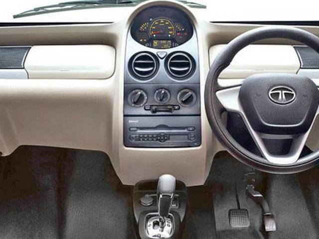 टाटा मोटर्स ने हुंडई Eon को टक्कर देने वाली ‘GenX nano’ की लॉन्च , कीमत 2.99 लाख रुपये tata motors launche news nano verson