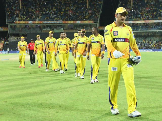 IPL: चेन्नई के खिलाड़ी ने बिताई थी महिला के साथ रात: रिपोर्ट Chennai Super Kings_IPL_BCCI_