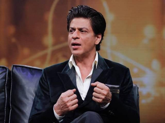 शाहरुख के घुटने का ऑपरेशन, प्रशंसकों को समर्थन के लिए धन्यवाद दिया shahrukh_knee_operated