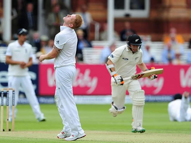 इंग्लैंड 389 पर आउट, न्यूजीलैंड की सजग शुरूआत england vs new zelanad