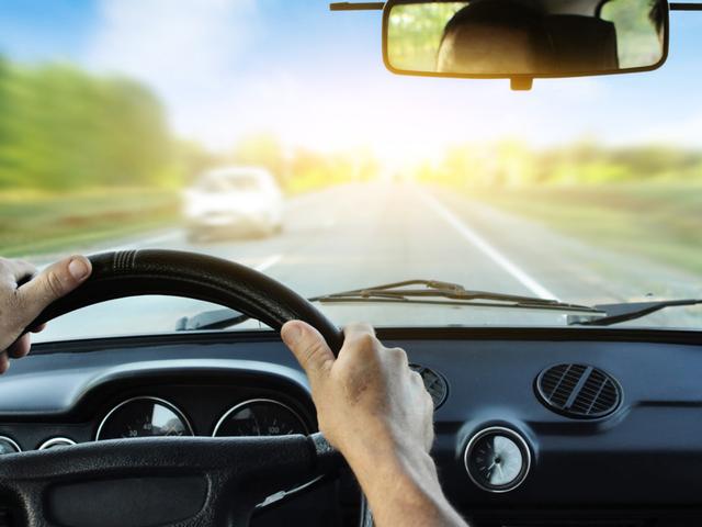 ..जब स्लो ड्राइविंग करने पर हो गई कार्रवाई! driving