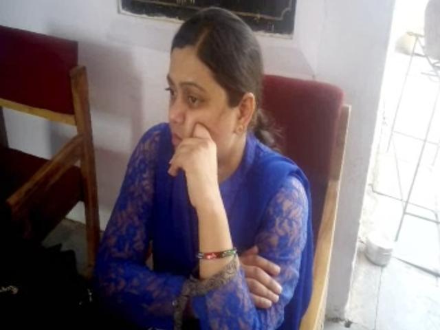 एमपी के शाजापुर में अवैध खनन से रोकने पर महिला खनिज अधिकारी की टीम पर हमला sand mining-mafia-attack-on-officials-in-shajapur