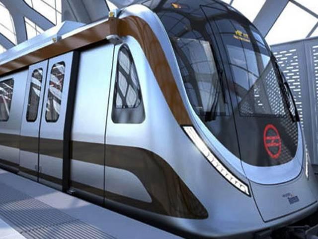दिल्ली: दो रूटों पर अब बिना ड्राइवर के चलेगी मेट्रो, कोरिया से मिली पहली चालक रहित ट्रेन DELHI METRO