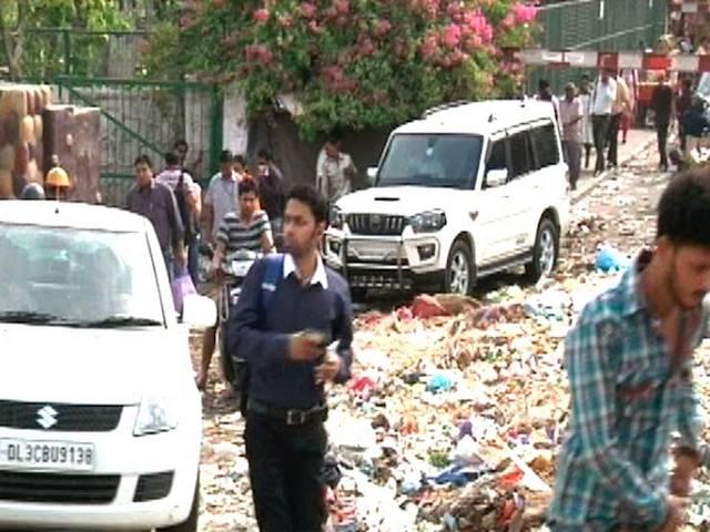MCD कर्मचारियों की हड़ताल के कारण कूड़े का ढेर बनी पूर्वी दिल्ली mcd_employes_strike_east_delhi