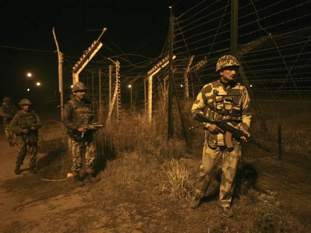 आईबी ने जारी किया 20 उग्रवादियों के भारत में घुसने का अलर्ट Militants Enter India to Avenge Army’s Myanmar Operation, North-East on High Alert: Report
