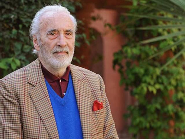 'काउंट ड्रैकुला' की भूमिका निभाने वाले हॉलीवुड अभिनेता क्रिस्टोफर ली नहीं रहे Bollywood mourns Christopher Lee’s death