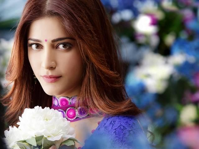अपने दम पर बॉलीवुड में सफल फिल्म देना चाहती है श्रुति हसन shruti_hassan_bollywood_film