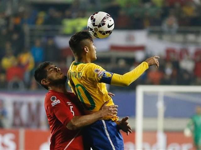 नेमार ने ब्राजील को जीत दिलाई, कोलंबिया उलटफेर का शिकार Neymar stars in Brazil’s 2-1 win over Peru