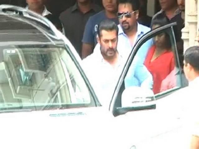 सलमान के हिट एंट रन केस की सुनवाई एक जुलाई तक स्थगित SALMAN KHAN HIT AND RUN CASE NEX DATE POSTPHONE