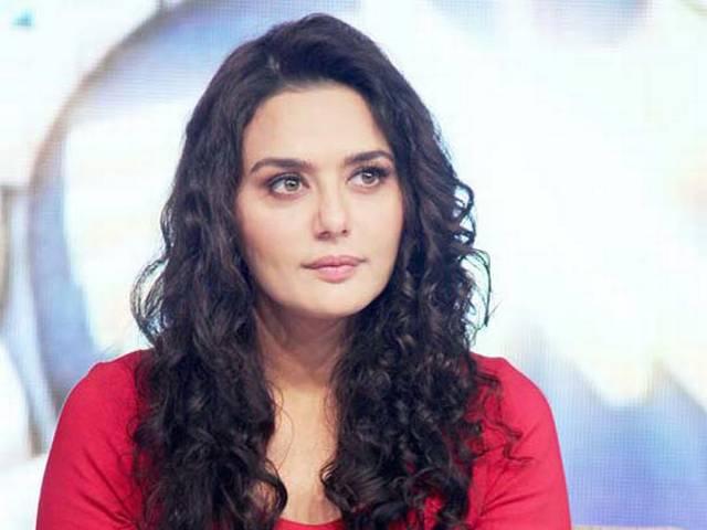 प्रिती जिंटा नहीं छोड़ रहीं नच बलिए..7: एकता PREETY ZINTA NOT QUITING THE SHOWSAYS EKTA KAPOOR
